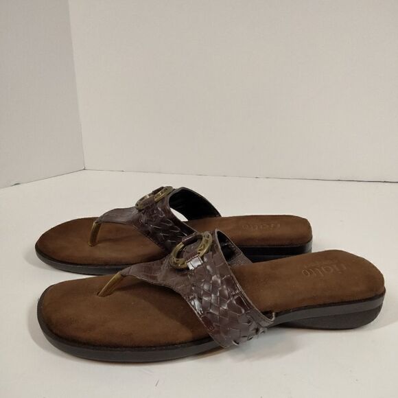 Rialto Comfort Thong Sandals  - Picture 1 of 8